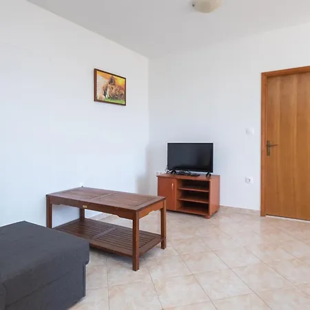 Ana Apartment